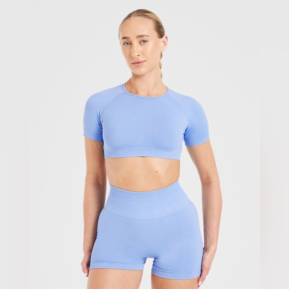 AYBL POWER SEAMLESS CROP TOP